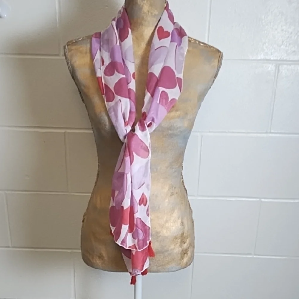Charming Heart-Patterned Scarf in Lavendar Pink and Red 60